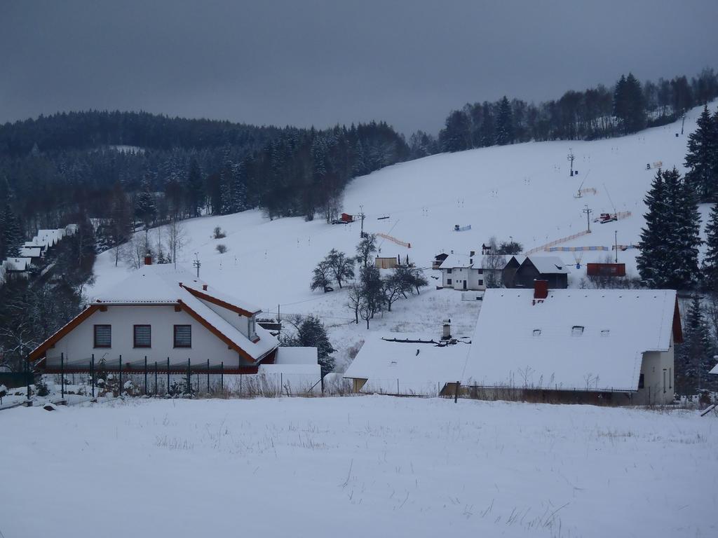 Apartmany Fialka Kasperske Hory Buitenkant foto